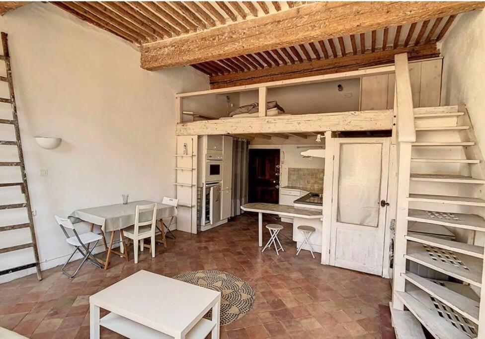 Appartement De Charme Au Coeur D'Aix เอ็ก-ซอง-โพรวองซ์ ภายนอก รูปภาพ